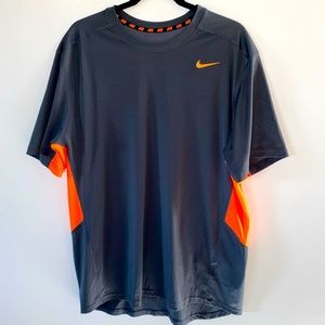 Nike men’s dri-fit short sleeved top